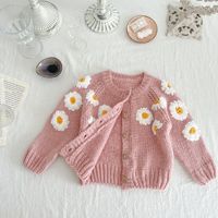 Prêt à expédier, adorable cardigan en tricot pour bébé avec boutons en forme de marguerite, pull pour fillettes, vêtements d'extérieur