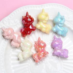 Accessoire de bracelet bricolage lumineux de couleur bonbon perles acryliques mignonnes enduites d'UV pour les chaînes de téléphone portable et les tentures de voiture - Product Image 2