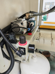 Pressa Pneumatica CNC Colgar <span class=keywords><strong>YPA</strong></span> 110T con Alimentatore Automatico Multifunzionale per Punzonatura e Taglio Metalli, Motore da 5,5kW - Product Image 5