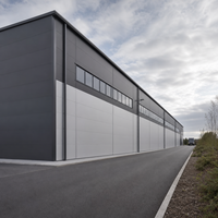 Entrepôt logistique préfabriqué en structure métallique, atelier, bâtiment industriel, bâtiment commercial, entrepôt en structure métallique