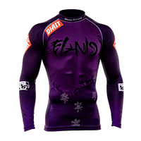Rashguard à séchage rapide pour hommes avec coupe athlétique et protection solaire, adapté aux aventures de surf, de kayak et de plongée en apnée