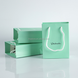 16x8x22cm <b>Light</b> Green Luxury Kraft Paper Bag with Handle for Jewelry Gift Packaging - Product Image 4