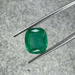 Esmeralda Zambiana Natural de 3.27 Ct, Corte Cojín, Color Verde Intenso, Piedra Preciosa Suelta para Anillo, Colgante, Fabricación de Joyería Fina - Product Image 1