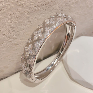 Vintage Flower Zircon Bangle Gold Silver Plated <b>Copper</b> Jewelry <b>Bracelet</b> Summer 2025 Yiwu Origin - Product Image 4
