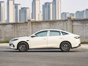 2025 DM-I รุ่นการขับขี่อัจฉริยะ<span class=keywords><strong>80</strong></span>กม. โมเดลหรูหราขายดี - Product Image 4