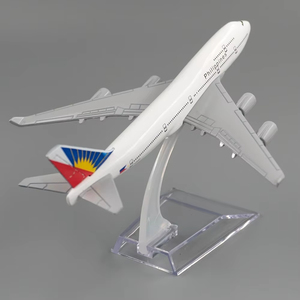 Modèle d'avion en métal Boeing 747-400 Philippines Airlines de 16 cm pour l'exposition - Product Image 6