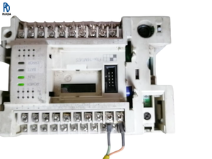 Contrôleur logique programmable FX3U-16MT/ES-A, module de contrôle d'automatisation industrielle, unité PLC compacte, contrôleur logique haute performance - Product Image 1