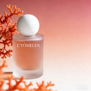 Colección de Marca Privada, Perfume en Aerosol Ecológico con Aroma Floral y Frutal, Eau de Parfum Blanco Lechoso de Larga Duración - Product Image 1