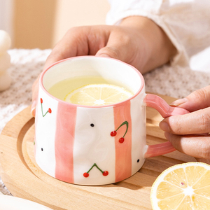 Chất lượng cao độc đáo sọc trái cây anh đào hoa thiết kế trang trí nội thất sứ gốm nước cà phê sữa cup <span class=keywords><strong>Mug</strong></span> với hình trái tim xử lý - Product Image 6