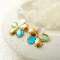 Ensemble de bijoux fleuris en acier inoxydable plaqué or 18 carats avec pierre œil-de-chat, comprenant collier, boucles d'oreilles, bracelet et bague, style vacances, vente en gros
