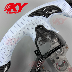 Volante de Cuero y Fibra de Carbono Personalizado con Calefacción para Hyundai Elantra N, I30N, I20N 2018-2026, Compatible con Veloster N y Kona N - Product Image 2