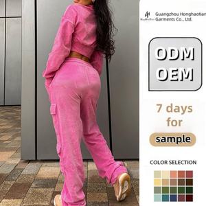 Vente en gros ODM Ensembles décontractés en <span class=keywords><strong>velours</strong></span> à fermeture éclair en éponge française personnalisés 2Pcs Sweat-shirt à col rond et <span class=keywords><strong>pantalon</strong></span> pour femmes Ensemble de jogging 2 pièces Vêtements - Product Image 2