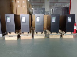 UPS Industrial en Línea de Onda Sinusoidal Pura 60KVA Trifásico 60KVA 80KVA 60KW 380V con Batería Externa - Product Image 4
