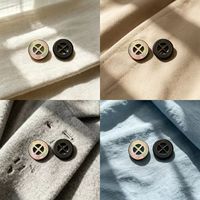 Kancing Kupu-kupu Hitam Bentuk Kipas Empat Lubang Aksesoris Kemeja Pakaian Senada