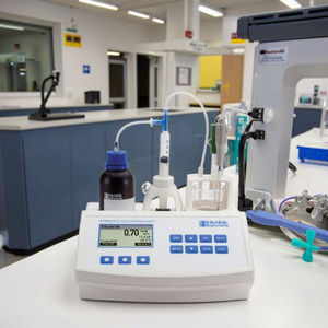 Hanna Instruments HI84532 Mini Automatic Titrator dan PH Meter untuk Analisis Keasaman Titrasi pada Buah - Product Image 4