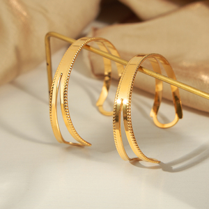 Neue Persönlichkeit Nische-Design geometrischer Titan-Stahl vergoldete Spitze offenes Armband Mode einfacher Schmuck Großhandel - Product Image 3