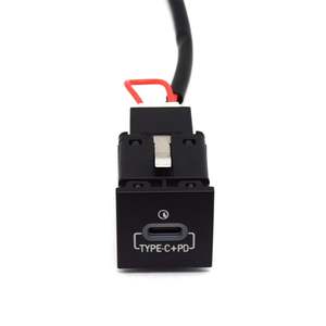 Enchufe de Cargador USB Tipo C Pd Cuadrado ABS de Diseño OEM con Enchufe de 12V y Puerto USB Pd para Toyota Corolla Rav4 Land Cruiser - Product Image 6
