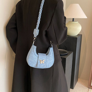 Borsa a tracolla da donna stile coreano 2025 alla moda Casual inverno nuova moda di nicchia in <span class=keywords><strong>pelle</strong></span> <span class=keywords><strong>e</strong></span> fodera in PU a mezzaluna - Product Image 3