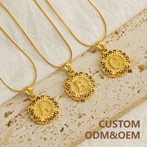 สร้อยคอจี้ตัวอักษร ABC ชุบทองคำแท้ CAIOOCHE สร้อยคอจี้ชื่อสแตนเลสคุณภาพดี เครื่องประดับแฟชั่นสำหรับผู้หญิง - Product Image 1