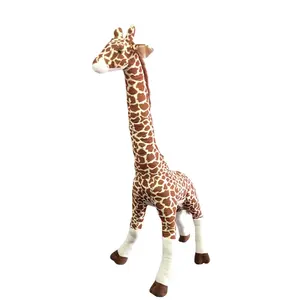 Плюшевое животное мягкий жираф