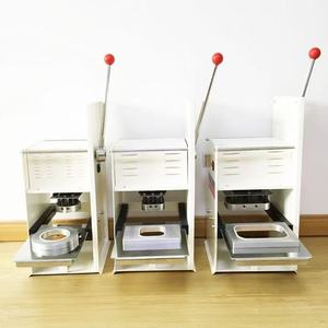 Contenitori per Alimenti da Asporto <span class=keywords><strong>in</strong></span> Alluminio Colorato con Coperchio <span class=keywords><strong>in</strong></span> PP Riciclabile, 700ml, Parete Liscia - Product Image 4