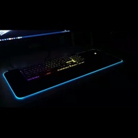 Grand tapis de souris pour ordinateur en caoutchouc de 15 couleurs avec repose-poignet, éclairage LED, sublimation, tapis de souris de jeu Rgb