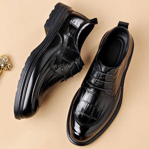 Zapatos de Cuero Formales y Casuales de Estilo Británico para Hombre, con Diseño Floral, Suela Gruesa, Estilo Coreano de Otoño - Product Image 3