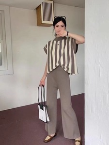 Traje de Moda Elegante de Verano 2026 para Dama: Top Rayado sin Cuello y Pantalones Anchos Casuales de Punto Antiarrugas - Product Image 6