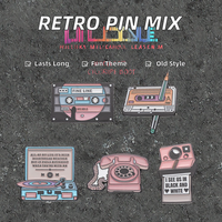 Benutzerdefinierte Retro-Metall-Kamera-Bandspulen-Brosche, lustige Cartoon-Telefon-Grammophon-Soft-Emaille-Anstecknadeln, Großhandel Cartoon-Pins