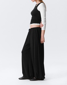 <span class=keywords><strong>Pantaloni</strong></span> Larghi da <span class=keywords><strong>Donna</strong></span> <span class=keywords><strong>Neri</strong></span> con Coulisse in Vita, Morbidi e Casual, Ideali per l'Uso Quotidiano e il Relax a Casa - Product Image 4