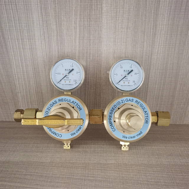CO2 Pressure Gauges Regulating Electric Heating Regulators Medical Manifold Accessories Gas Pressure Reducer