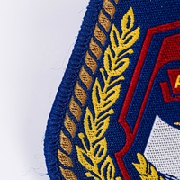 Prix d'usine direct échantillon gratuit étiquettes de vêtement tissu tissé coudre fer sur insigne brodé Patch de broderie pour chapeau vêtements