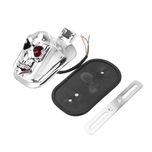 Accessoires de moto universels feu arrière chromé en forme de crâne pour Honda Kawasaki BMW Yamaha Suzuki Ducati <span class=keywords><strong>Bene</strong></span> - Product Image 1