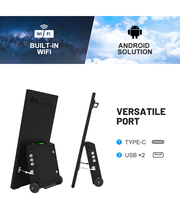 Papan Reklame Digital Portabel Bertenaga Baterai dengan Roda, Bingkai Lipat, Pemutar Iklan Luar Ruangan, Poster Trotoar WiFi UHD Totem