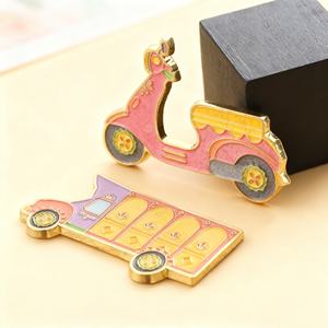 Aimant de réfrigérateur personnalisé en métal, motif dessin animé mignon, en alliage de zinc émaillé, aimant de réfrigérateur émail souple pour attraction touristique - Product Image 6