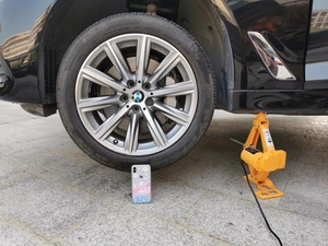 Portable DC 12 Volt 2 Ton <strong>Car</strong> Electrical Scissors <strong>Jack</strong> for Tire Change <strong>Replacement</strong> with CE - Product Image 4