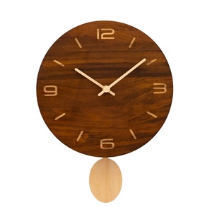 Horloge murale à pendule en bois avec logo personnalisé à <span class=keywords><strong>prix</strong></span> d'usine pour la décoration intérieure - Product Image 1