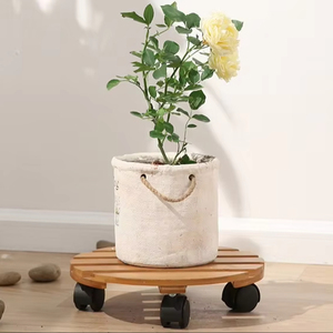 Support à plantes en bambou avec roulettes, support à plantes à lattes résistant à l'humidité pour déplacer les pots de fleurs d'intérieur et d'extérieur - Product Image 1