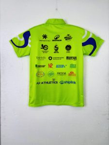 Polo deportivo personalizado 21k sublimado, de malla de secado rápido, color fluorescente, para maratón, correr y trabajo, con tecnología Dry Fit. - Product Image 2
