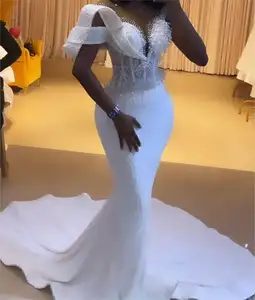 Mermaid Wedding Dress Sexy Flare Lace Wedding Gown with Train Off Shoulder Arabic ruffle wedding dress Bride Dress