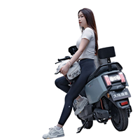 Moto électrique à longue portée et grande puissance pour les trajets en ville