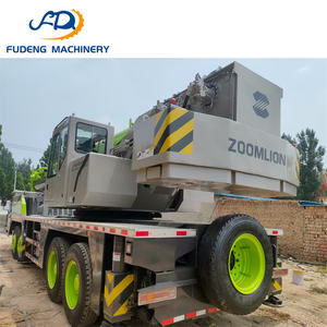 Используемый 70-тонный кран Zoomlion для тяжелого подъема, стабильная производительность, 255kW, компоненты сердечника двигателя, включая насос коробки передач двигателя PLC - Product Image 2