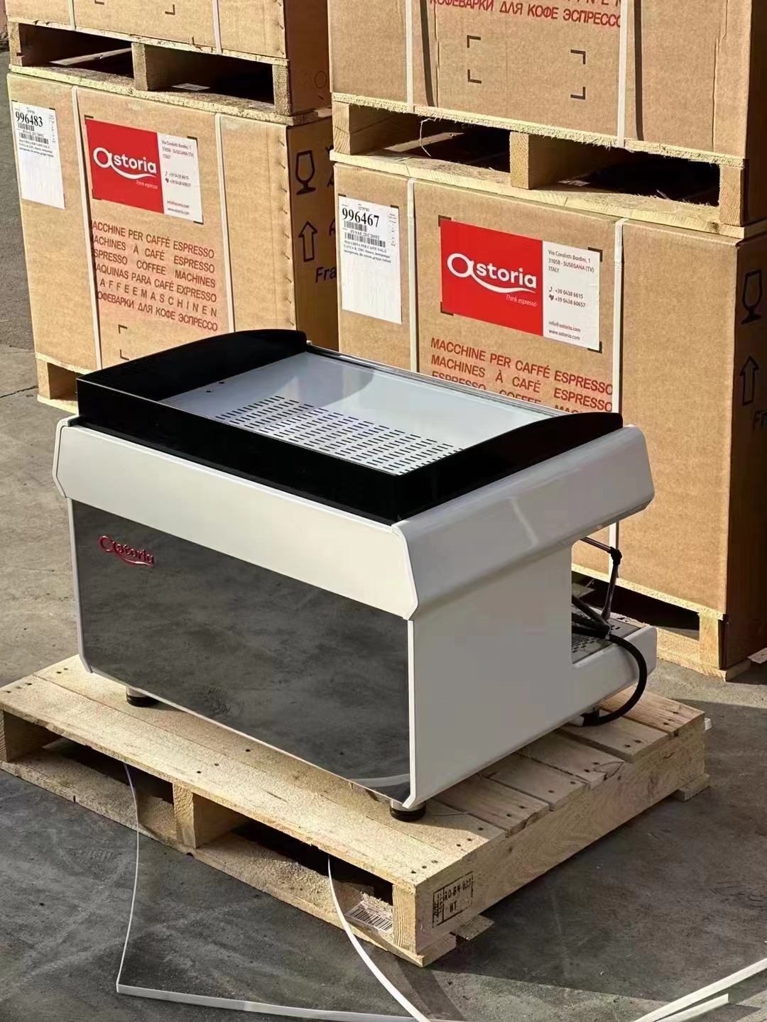 Commercial Espresso Coffee Machine - Astoria Tanya, 11L Boiler