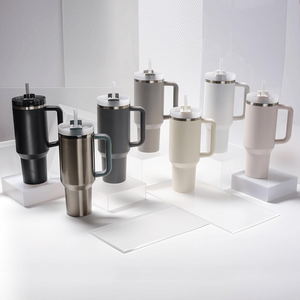 <span class=keywords><strong>Gobelet</strong></span> isolé sous vide en acier inoxydable personnalisé de 40 oz avec couvercle et <span class=keywords><strong>paille</strong></span> <span class=keywords><strong>Gobelet</strong></span> de 40 oz avec poignée et <span class=keywords><strong>paille</strong></span> - Product Image 3