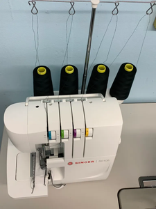 Machine à surjeter Singer S0105, 6 points intégrés, longueur et largeur de point réglables, <span class=keywords><strong>bras</strong></span> <span class=keywords><strong>libre</strong></span> et éclairage LED - Product Image 5