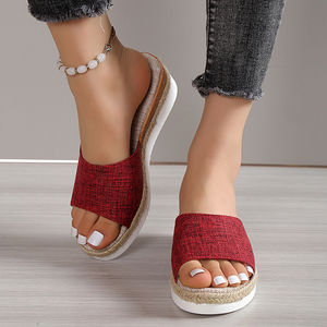 Sandalias de tacón inclinado para mujer, modelo 501, nuevas, de suela gruesa, tacón medio, para playa, con boca de pez, de una tira, frescas, para verano. - Product Image 1