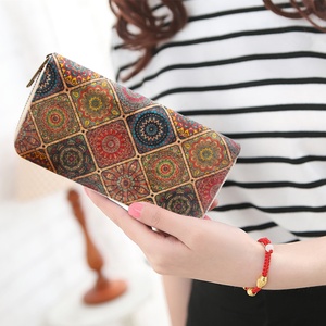 กระเป๋าสตางค์ผู้หญิง Boshiho ทำจากไม้ก๊อก วีแกน ใส่โทรศัพท์ได้ มีซิป ช่องใส่บัตร ช่องใส่เหรียญ เหมาะเป็นของขวัญ - Product Image 1