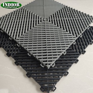 Baldosas duraderas modernas de PVC naranja para garaje, plástico duro cuadrado portátil con función antideslizante para Taller de detalles de automóviles - Product Image 2