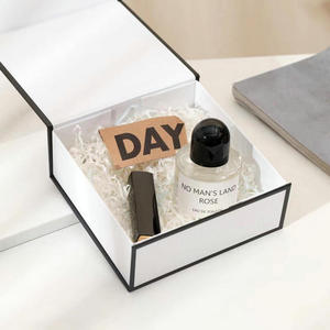 Listo para enviar <span class=keywords><strong>Libro</strong></span> de lujo en forma de rígido Ecológico Caja plegable de cartón Papel Clamshell Caja de regalo magnética - Product Image 3