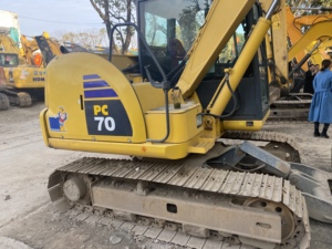 Montacargas Komatsu 70 de Primera Calidad, 7 Toneladas, 90% Nuevo, Original, con EPA, CE, Montacargas Agrícola Usado de 7 Toneladas - Product Image 4